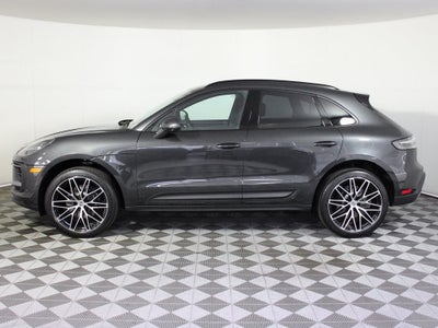 2026 Porsche Macan Base
