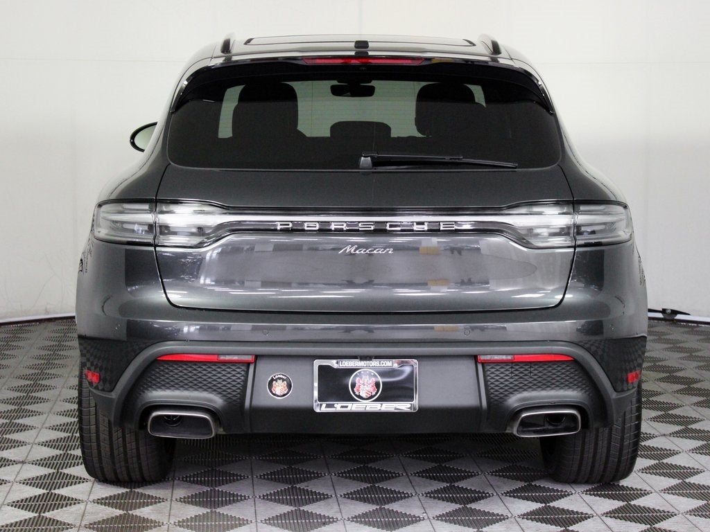 2026 Porsche Macan Base