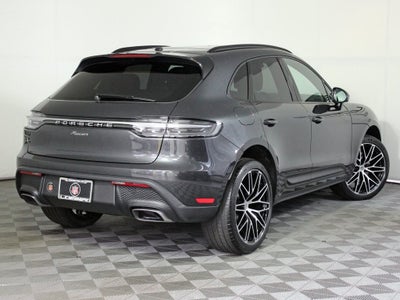 2026 Porsche Macan Base