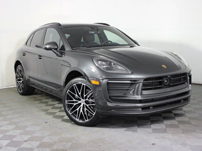 2026 Porsche Macan Base