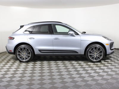 2026 Porsche Macan Base