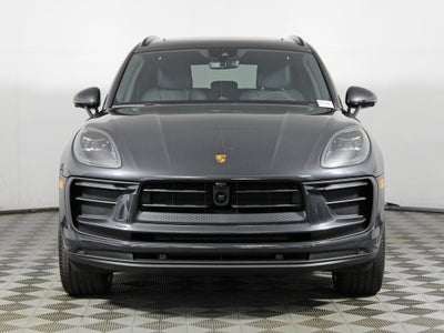 2026 Porsche Macan Base