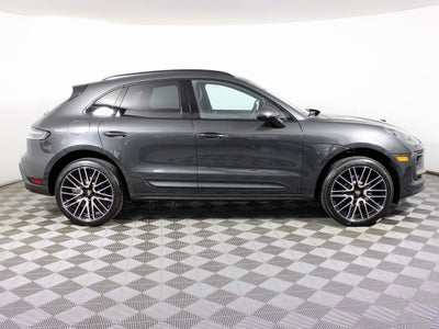 2026 Porsche Macan Base