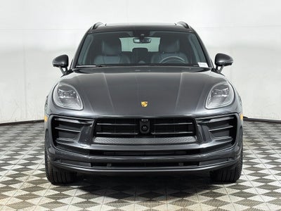 2026 Porsche Macan Base