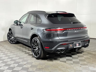 2026 Porsche Macan Base