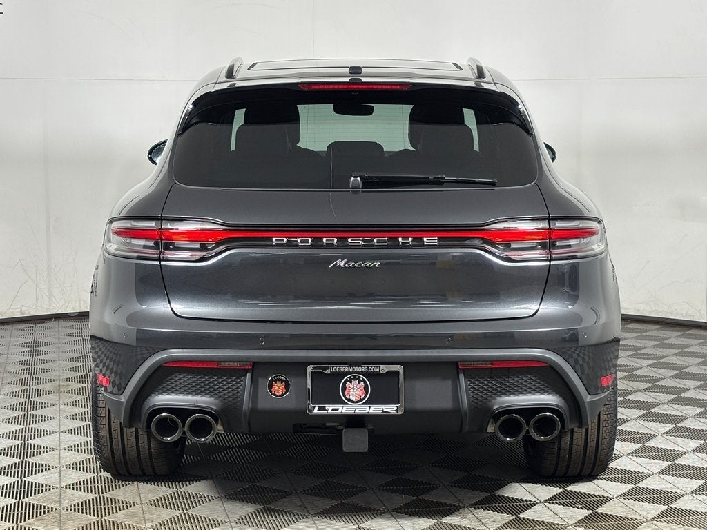 2026 Porsche Macan Base