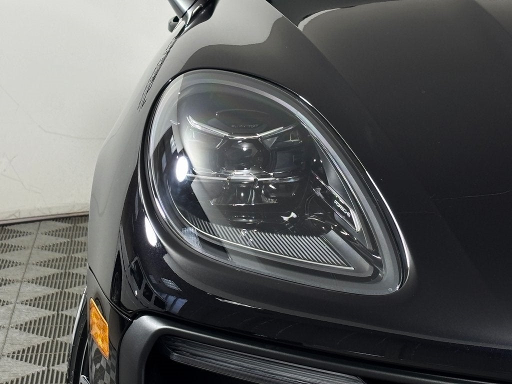 2026 Porsche Macan T