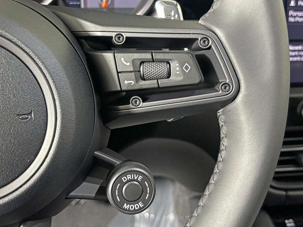 2026 Porsche Macan T