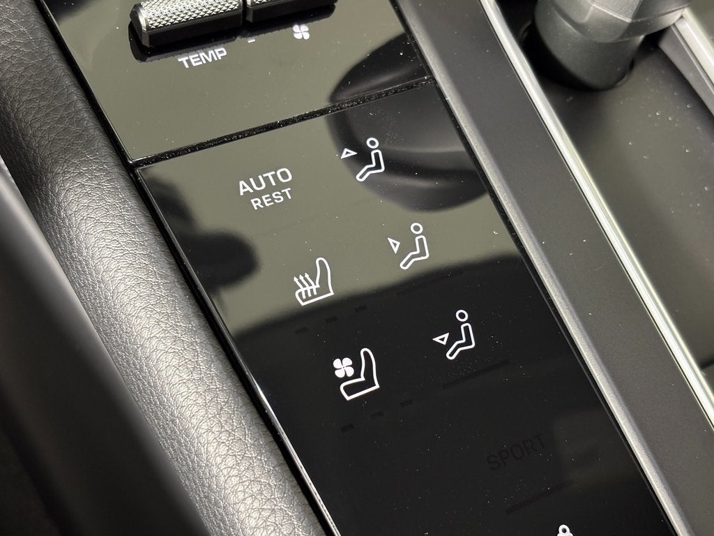 2026 Porsche Macan T