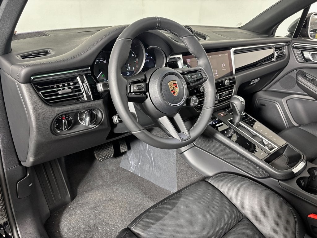 2026 Porsche Macan T