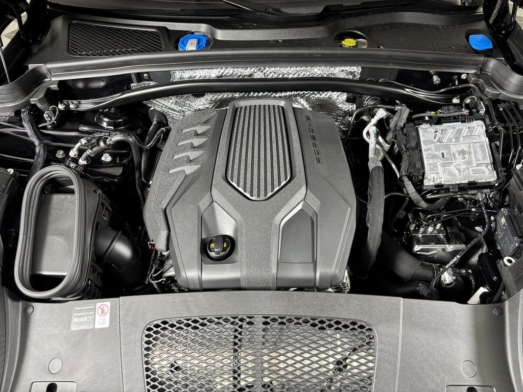 2026 Porsche Macan T