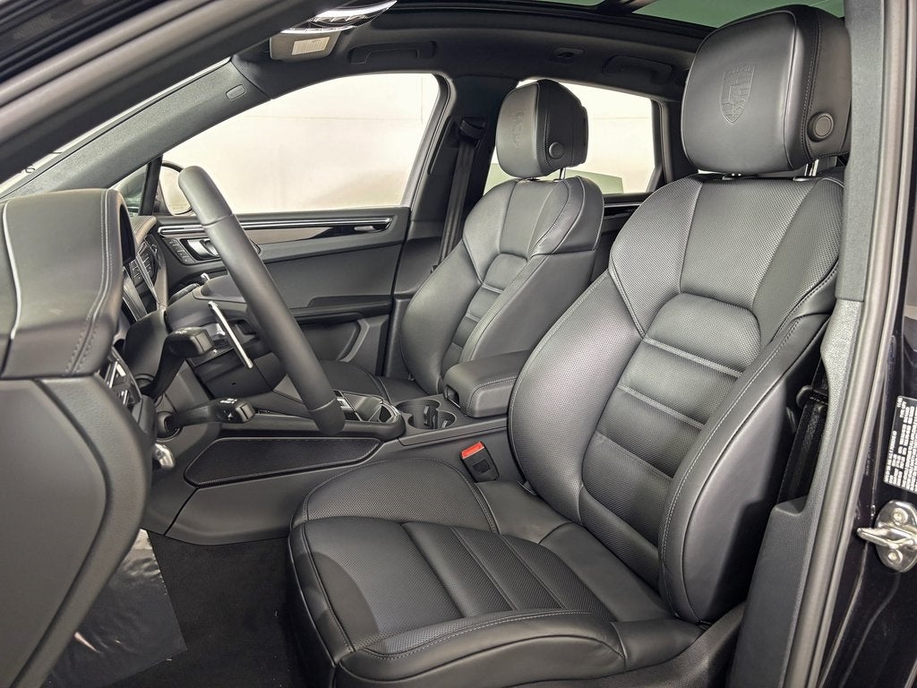 2026 Porsche Macan T