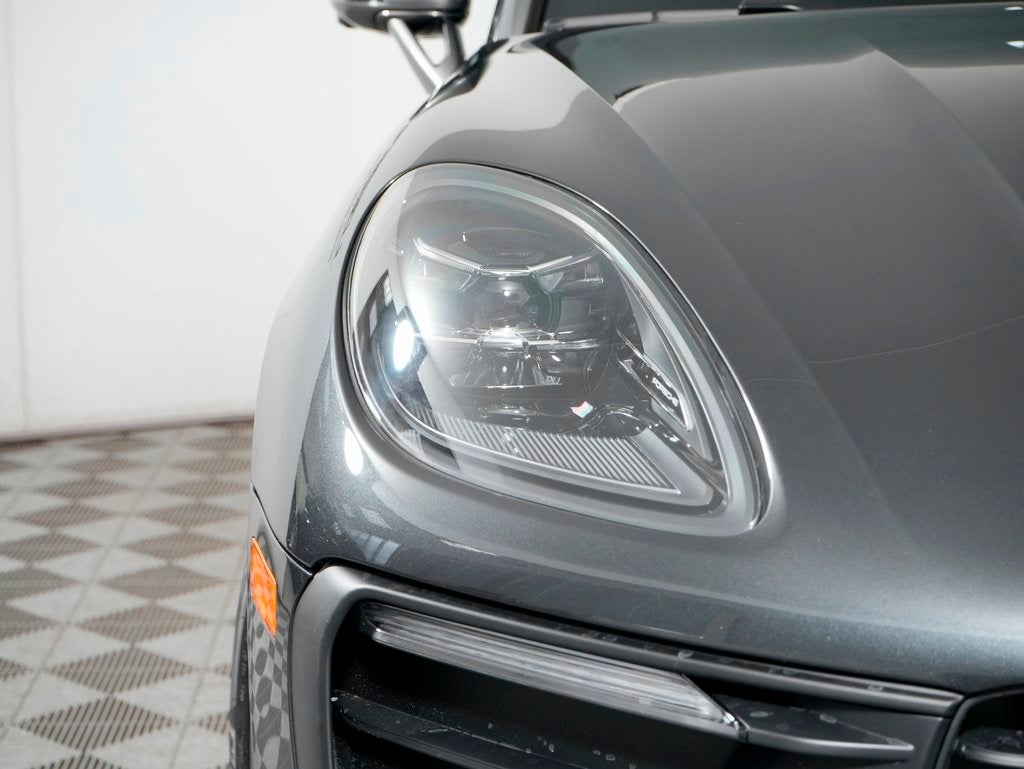 2026 Porsche Macan T