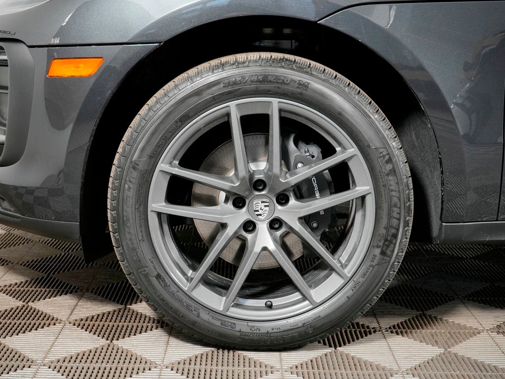 2026 Porsche Macan T