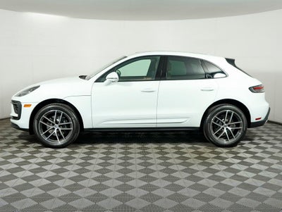 2026 Porsche Macan Base