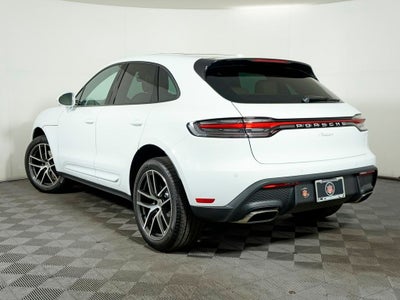 2026 Porsche Macan Base
