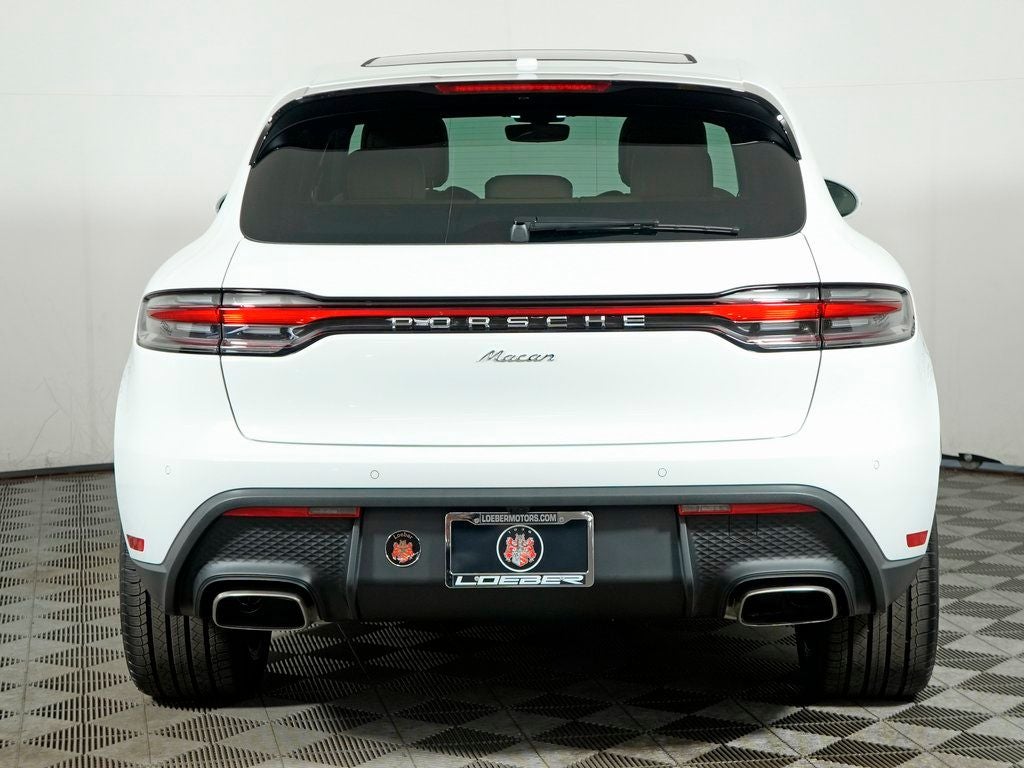 2026 Porsche Macan Base