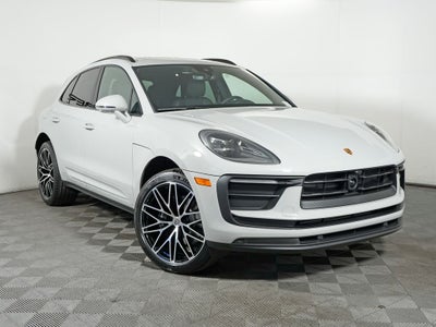2026 Porsche Macan Base