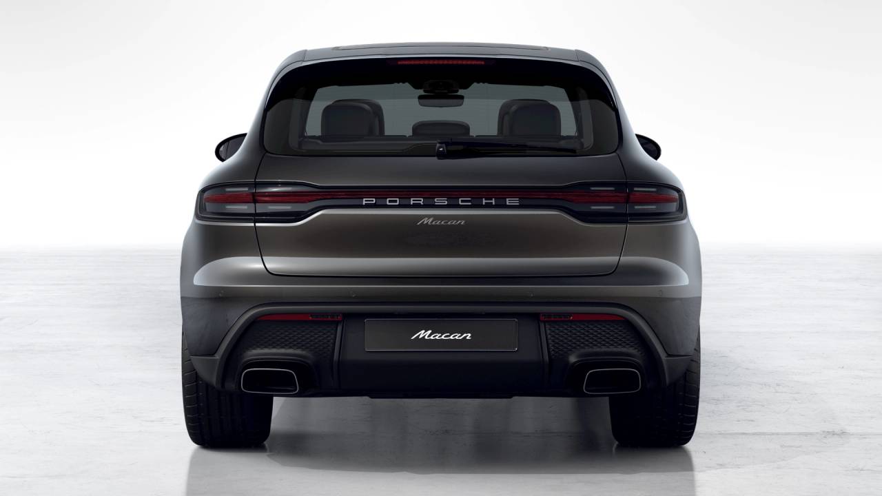 2026 Porsche Macan Base