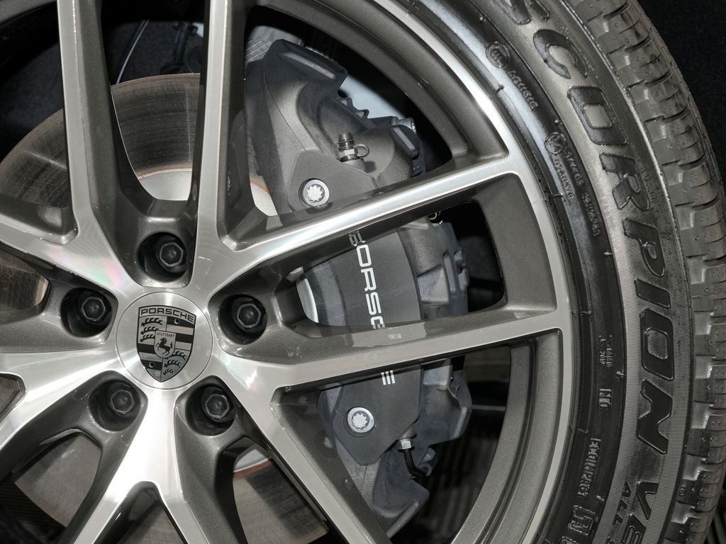 2026 Porsche Macan Base