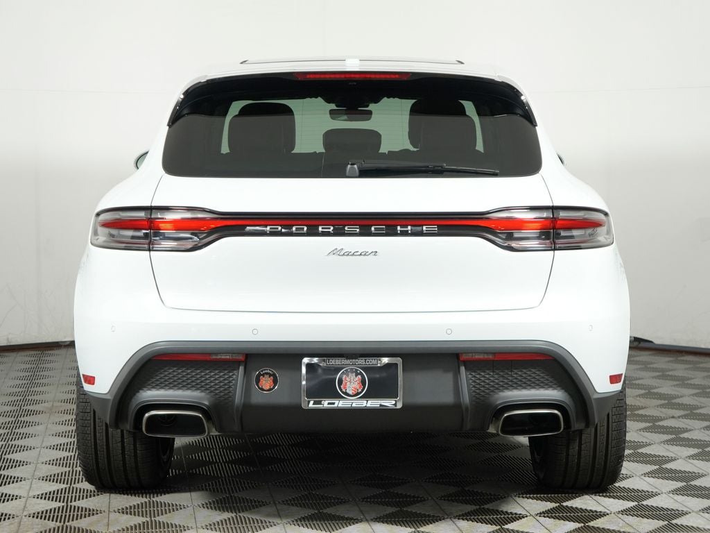 2026 Porsche Macan Base