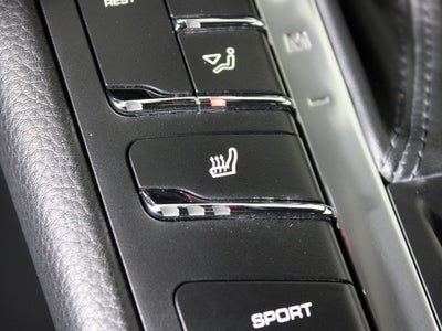 2021 Porsche Macan Base