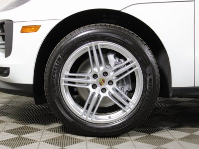 2021 Porsche Macan Base