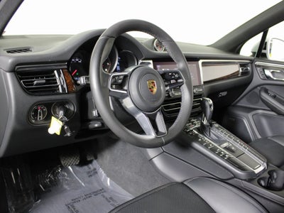 2021 Porsche Macan Base