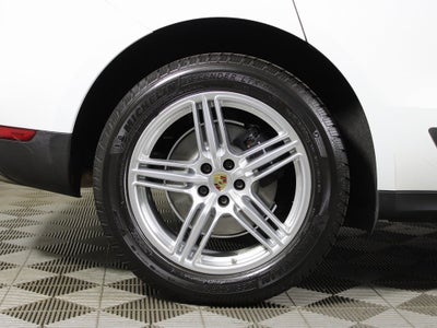 2021 Porsche Macan Base