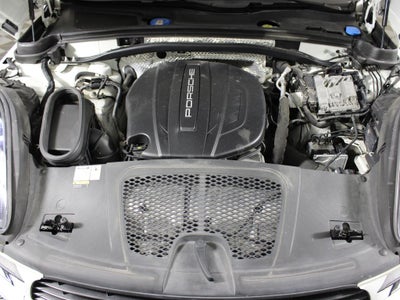 2021 Porsche Macan Base