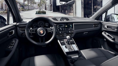 2022 Porsche Macan Base