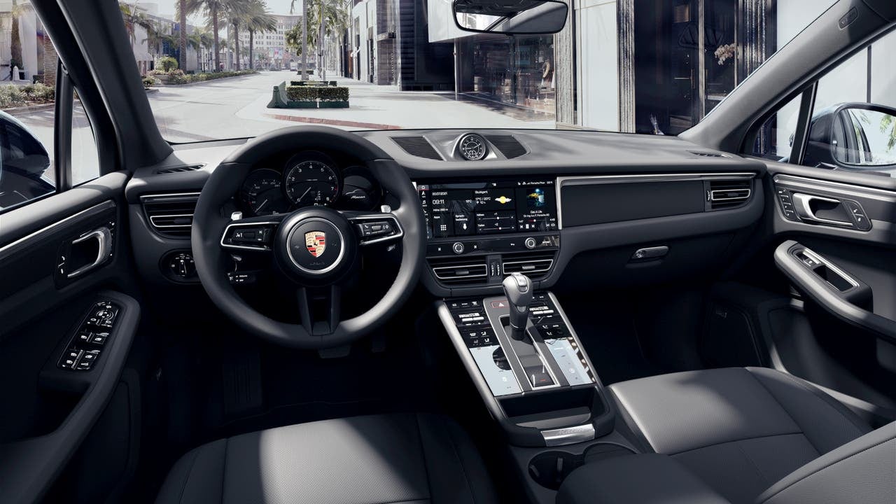 2022 Porsche Macan Base