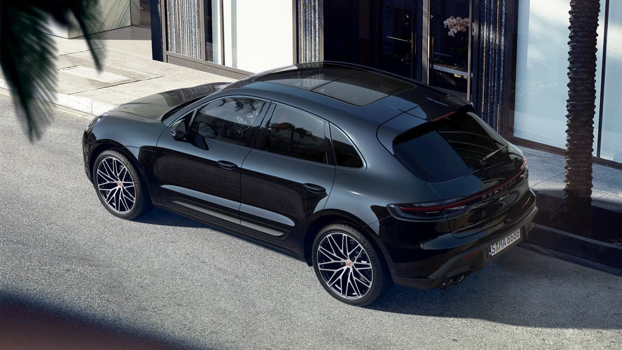 2023 Porsche Macan Base
