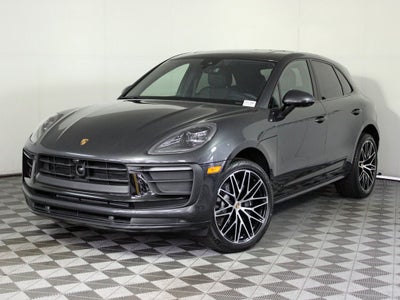 2025 Porsche Macan T