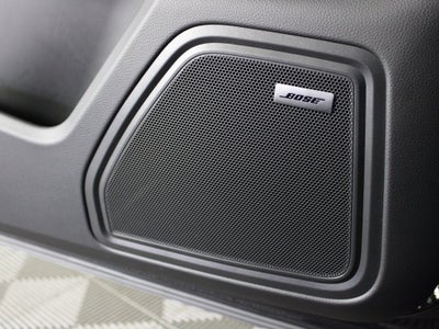 2025 Porsche Macan T