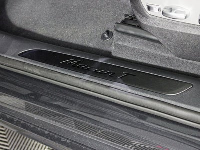 2025 Porsche Macan T