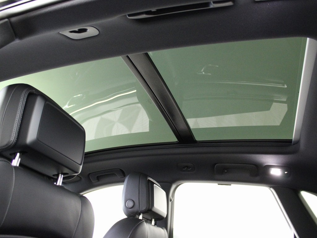 2025 Porsche Macan T