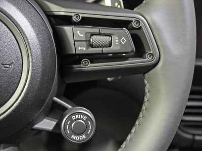 2025 Porsche Macan T