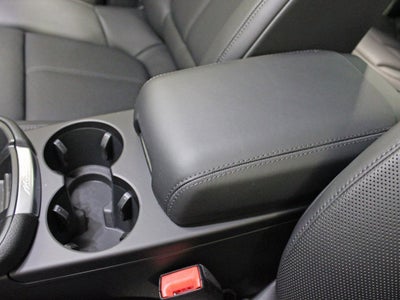 2025 Porsche Macan T