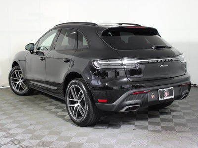 2026 Porsche Macan Base