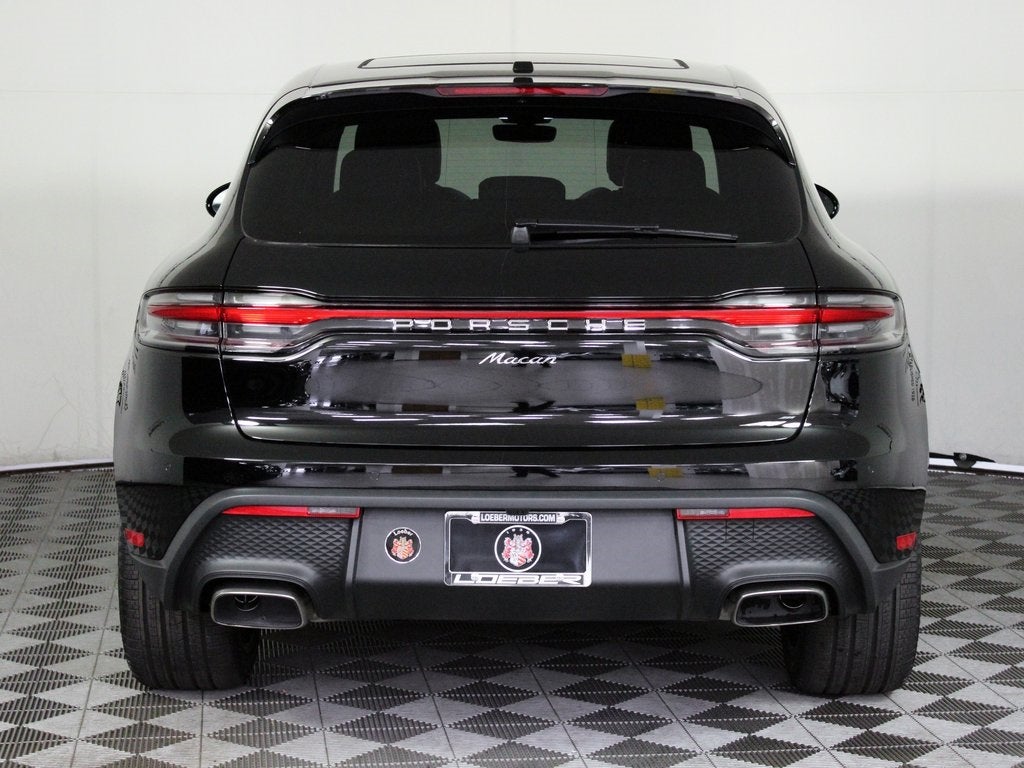 2026 Porsche Macan Base