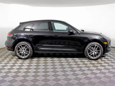 2026 Porsche Macan Base