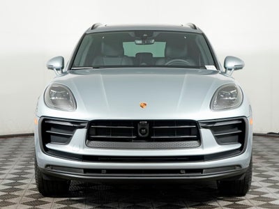 2026 Porsche Macan Base