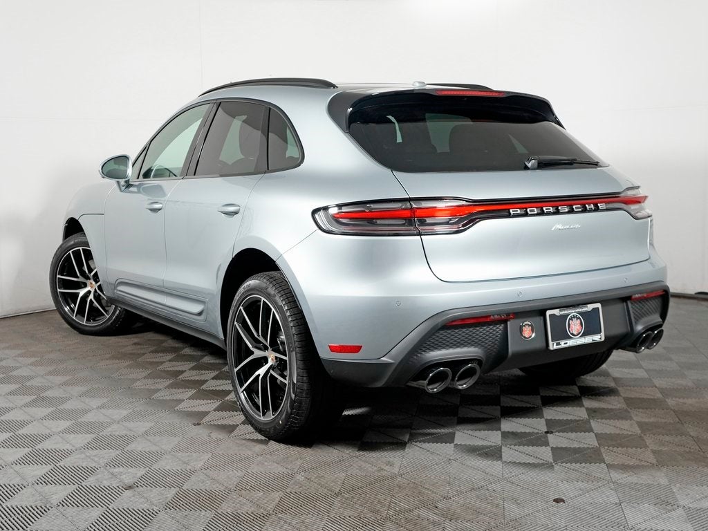 2026 Porsche Macan Base