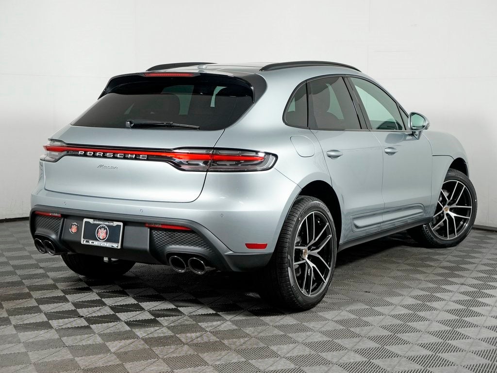 2026 Porsche Macan Base