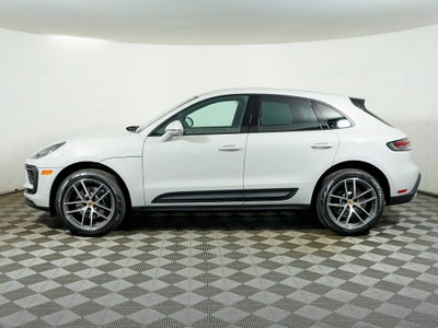 2026 Porsche Macan Base
