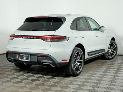 2026 Porsche Macan Base