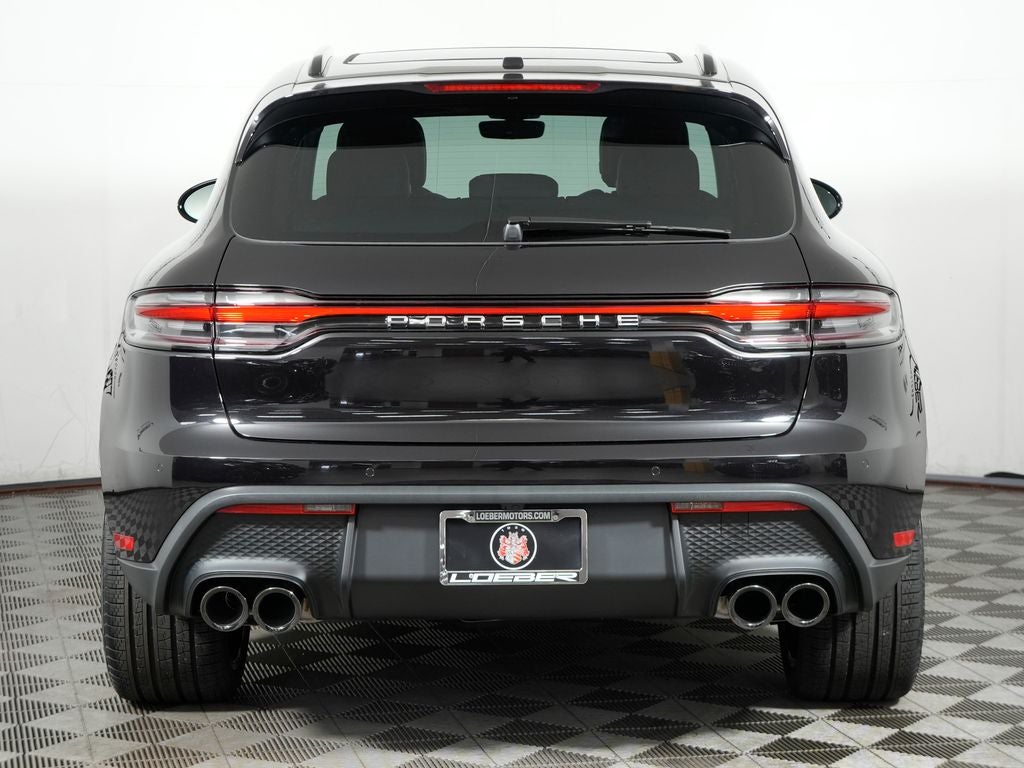2026 Porsche Macan Base