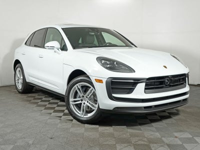 2026 Porsche Macan Base