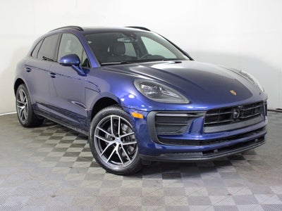 2025 Porsche Macan Base